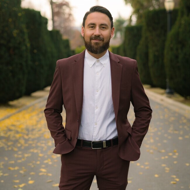 Agent Photo