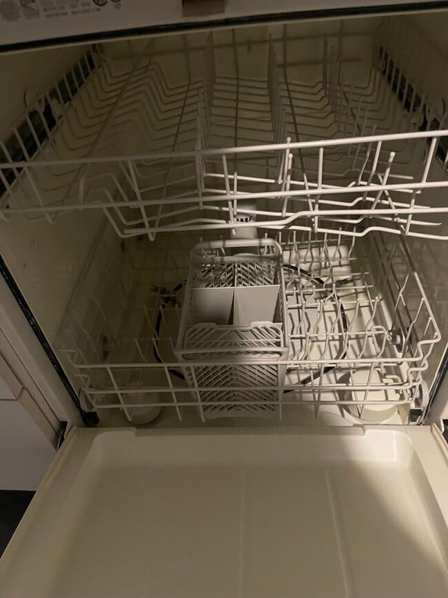 3968 W 8th St unit 3968 w 8th Loft, Cincinnati, OH 45205 - photo 6