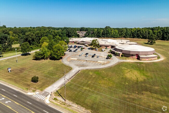 North Parkway Middle School has a C-minus from Niche.