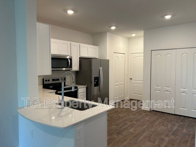 9179 Stony Brk Rd, Jacksonville, FL 32256 - photo 4