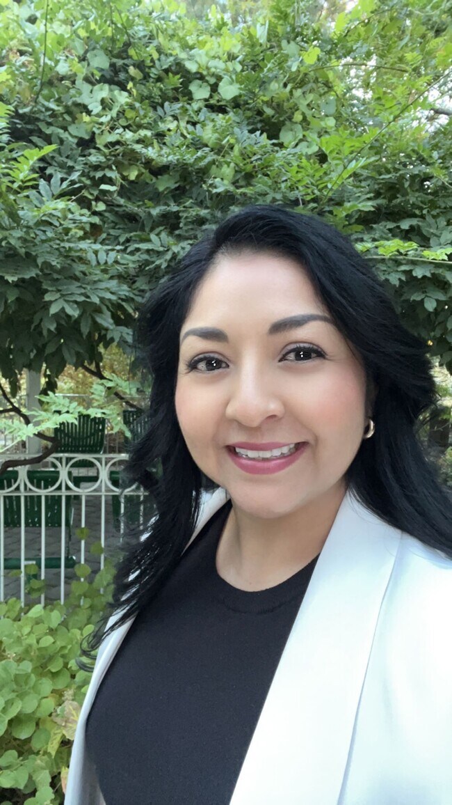 Diana Torres-Gutierrez