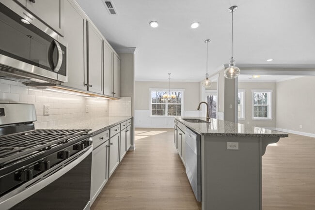 1119 Nantucket Dr, Mebane, NC 27302 - photo 3