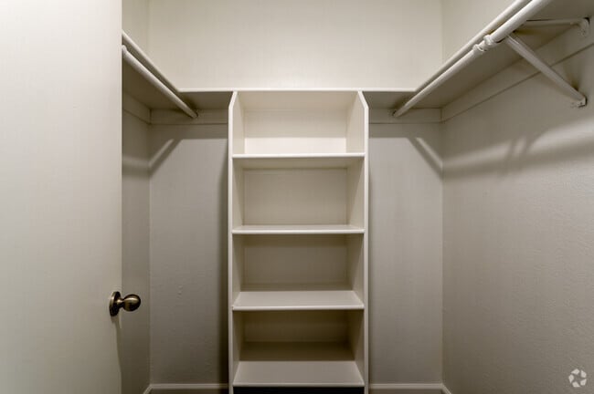 Tahoe at Fair Oaks Apartments, Fair Oaks, CA 95628 - photo 6