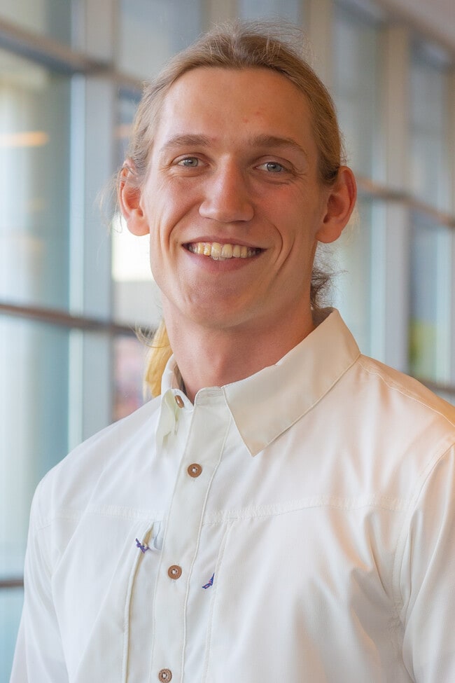 Eli Tye