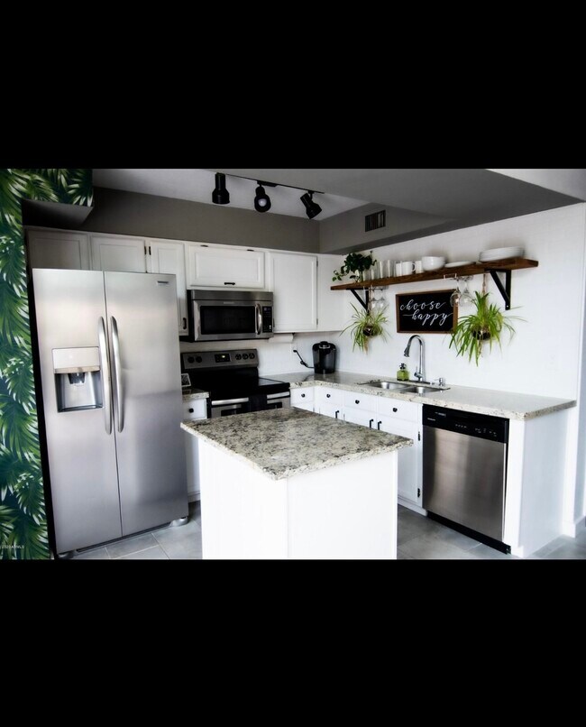 602 N May unit H81, Mesa, AZ 85201 - photo 3