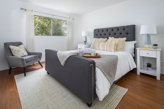 954 Palm Ave, West Hollywood, CA 90069