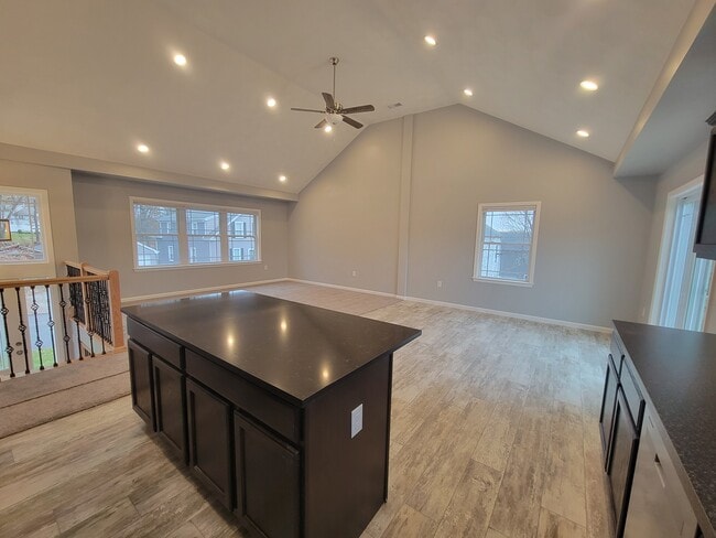 12 Fountain Ave, Johnston, RI 02919 - photo 4