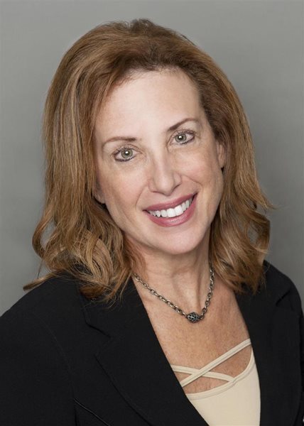 Caryl Stollmack-Cozin