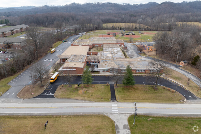 The student population of Grant Line Elementary School is 550 and the school serves PK-4.