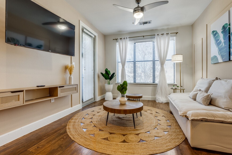 1221 Legacy Dr unit ID1363562P, Frisco, TX 75034 - photo 1