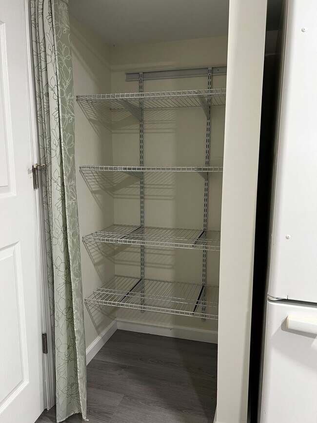 205 Palomino Dr unit 1 Bed 1 Bath Cozy Ap, York, PA 17402 - photo 6