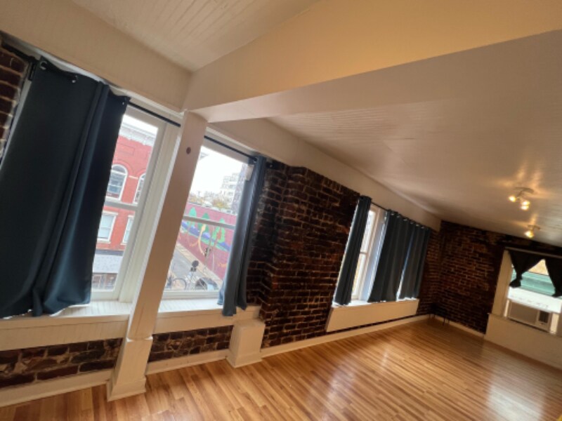 119 W Main St unit K, Charlottesville, VA 22902 - photo 1