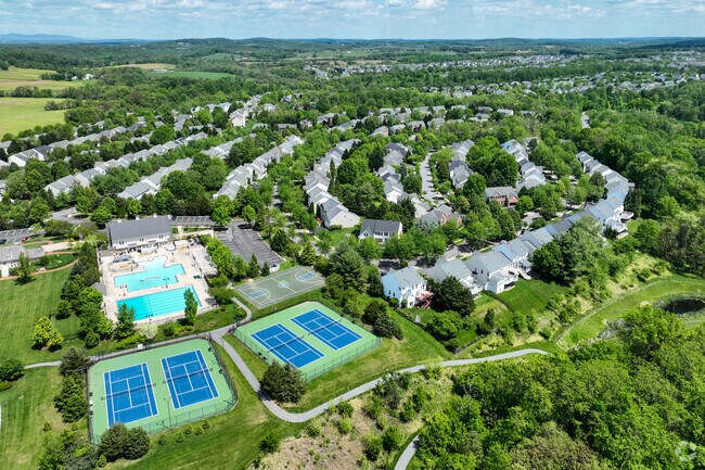 The Villages of Urbana offers an exceptional array of community amenities designed to enhance the lifestyle of its residents.