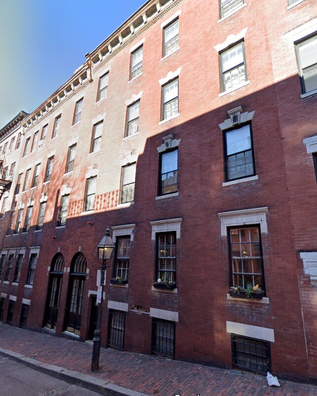 123 Myrtle St unit 2, Boston, MA 02114 - photo 1