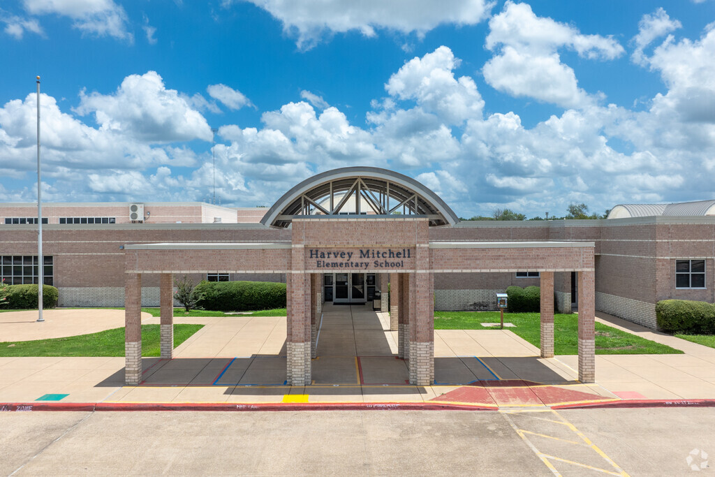 Open the door to possibilities at Mitchell Elementary School.