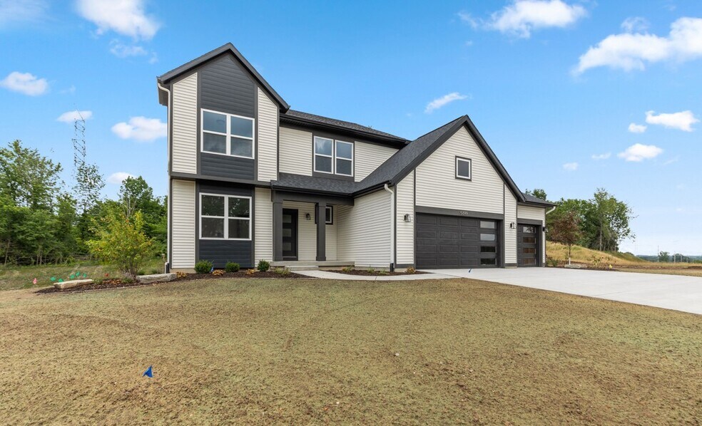 7094 Kettle Dale Ave unit 37460525, Alto, MI 49302 - photo 1