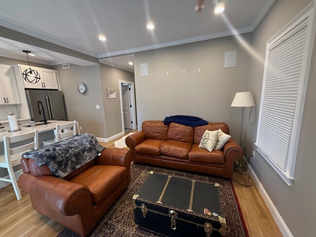 177 London St unit 1, Boston, MA 02128 - photo 4