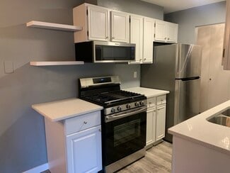 4820 Park Commons Dr Unit 234, Saint Louis Park, MN 55416