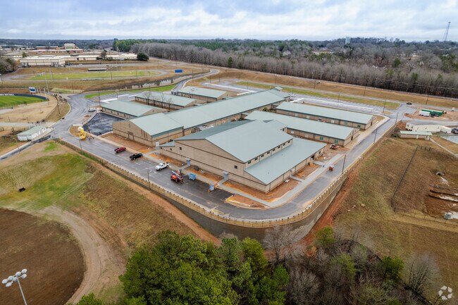 Alternative view of Beech Springs Intermediate School