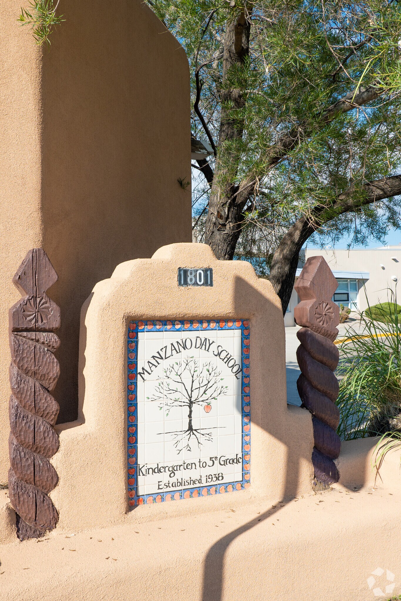 Sign mural