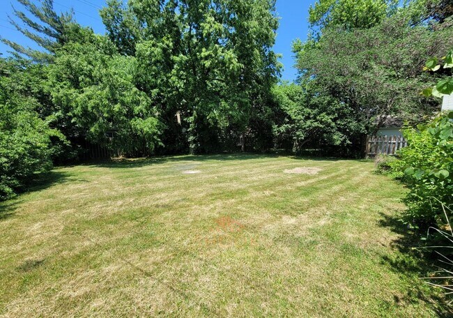 2219 Carlisle Rd, West Lafayette, IN 47906 - photo 6