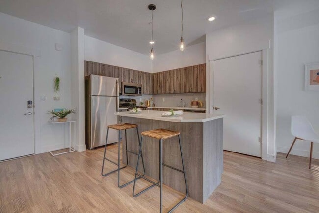 Odessa at the District, South Jordan, UT 84095 - photo 6