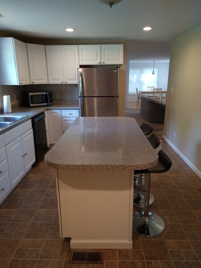 171 Swift St unit a, Oswego, NY 13126 - photo 5