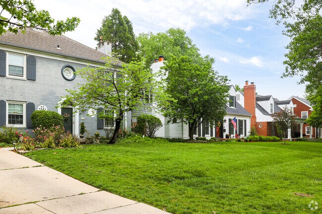 There are many different styles of homes found throughout the Crown Heights neighborhood.