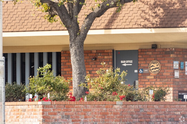 Courreges Elementary has brick classrooms in Fountain Valley