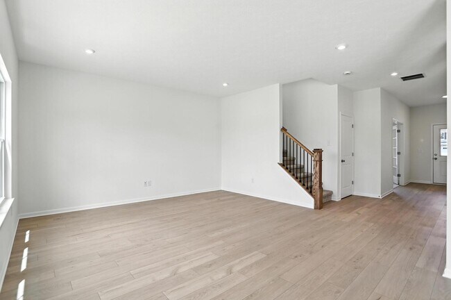 5761 Greenbrier Ct, Brownsburg, IN 46112 - photo 4