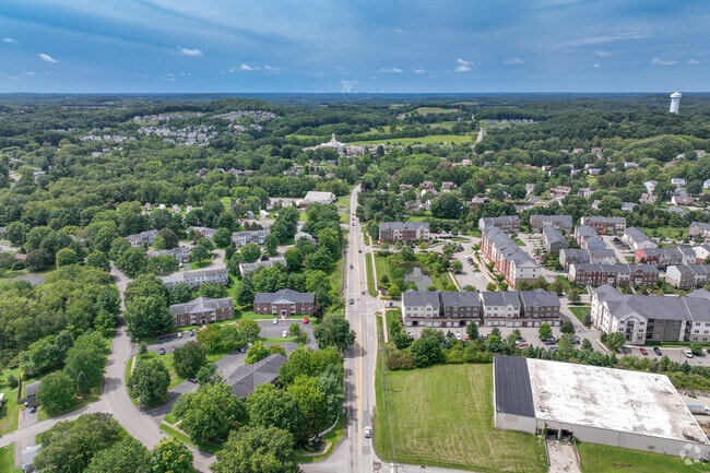 Cranberry Township spans major routes north of Pittsburgh.