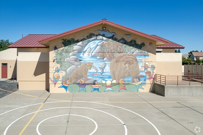 The Vencil Brown Elementary School serves students in the Highland Reserve community.