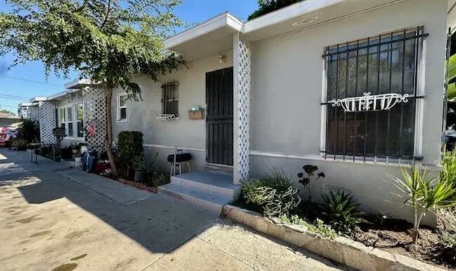 309 E Louise St, Long Beach, CA 90805 - photo 2