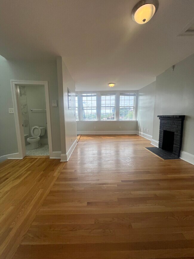 62 W Cedar St unit 4, Boston, MA 02114 - photo 6