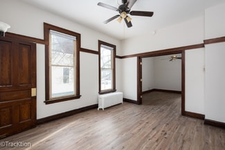 6733 31st St, Berwyn, IL 60402