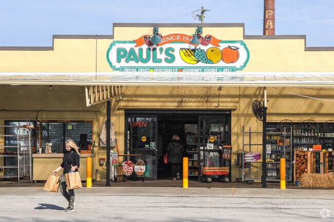 Paul's Fruit Market is a destination for flower lovers in the springtime in Bellewood.