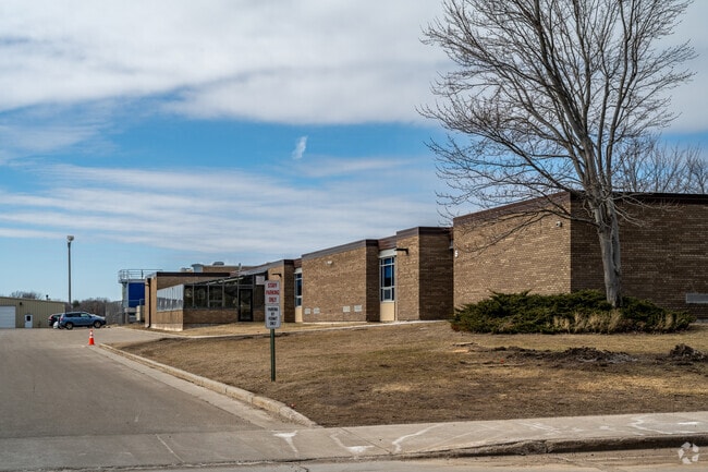 North High School serves grades 9-12.