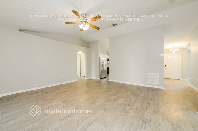 4240 Climbing Aster Ct, Saint Cloud, FL 34772 - photo 5