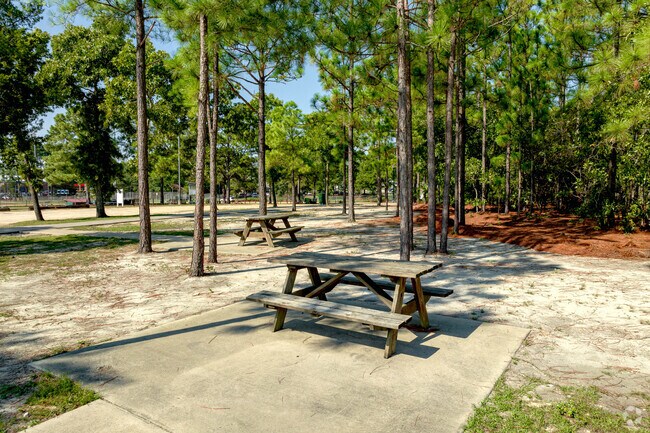 Hope Mills Municipal Park has several picnic areas as well as playgrounds in South View, NC.
