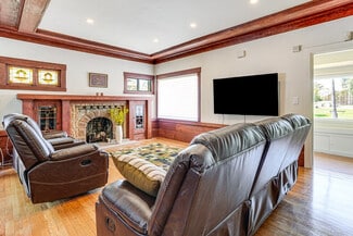 1334 8th St Unit ID1304810P, Alameda, CA 94501