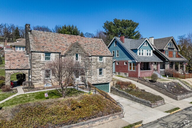 Stone and bungalow houses are a frequent sight in Emsworth.