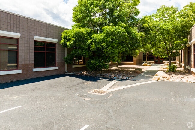 Gold Camp Elementary in Skyway has a small shaded outdoor courtyard.