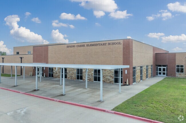 Ignite curiosity at Spring Creek Elementary School, where knowledge thrives.