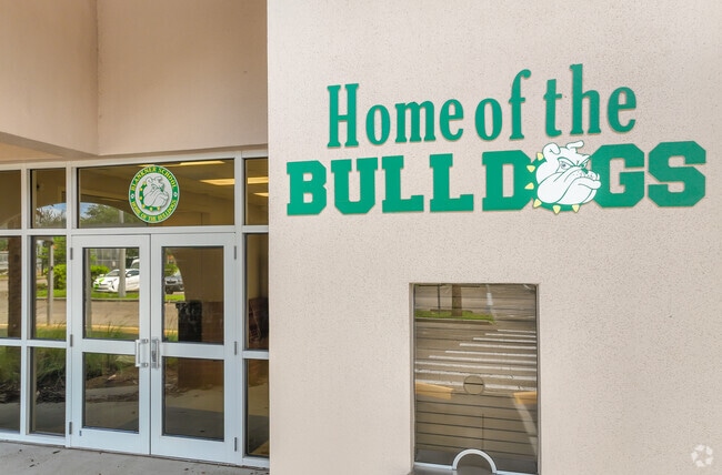 Orlando's Blankner School Is Home To The Bulldogs.