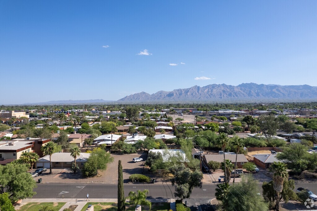 About Miramonte Schools, Demographics, Things to Do