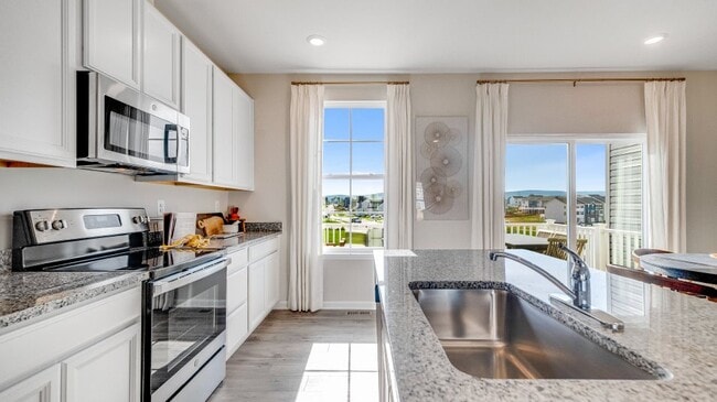 469 Seeback Dr, Charles Town, WV 25414 - photo 4