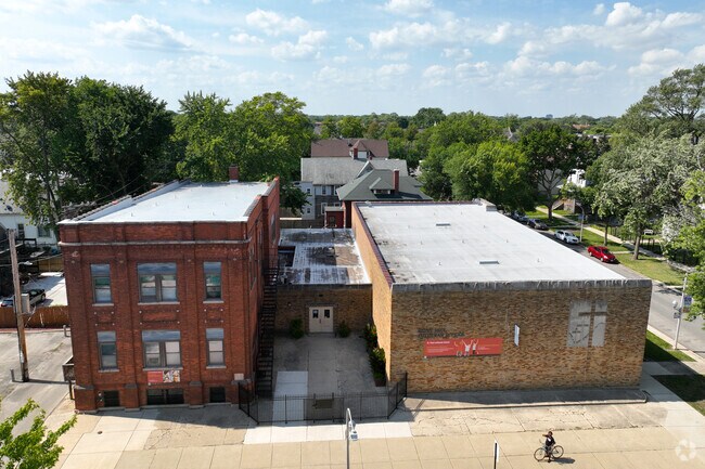 St. Paul Lutheran School serves children from PreK to 8th grade.