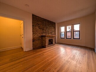 3523 N Racine Ave Unit E2, Chicago, IL 60657