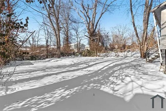 5415 Hamilton Ave, Saint Louis, MO 63136 - photo 3