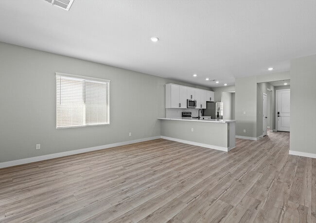 4461 Pinoche Ave unit 36486510, North Las Vegas, NV 89032 - photo 7